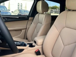 Porsche Macan T AWD 2026