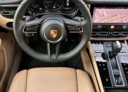 Porsche Macan T AWD 2026