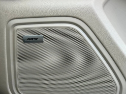 Porsche Macan T AWD 2026