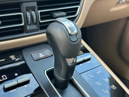 Porsche Macan T AWD 2026