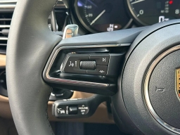 Porsche Macan T AWD 2026