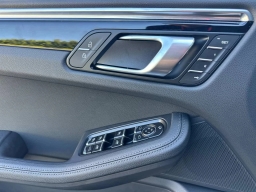 Porsche Macan T AWD 2026