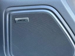 Porsche Macan T AWD 2026