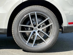 Porsche Macan T AWD 2026