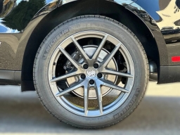 Porsche Macan T AWD 2026