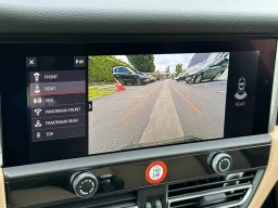 Porsche Macan T AWD 2026