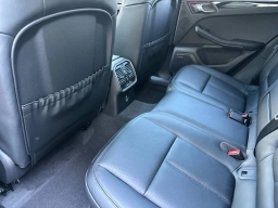 Porsche Macan T AWD 2026