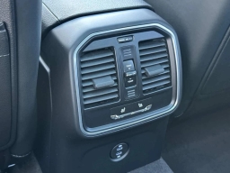 Porsche Macan T AWD 2026