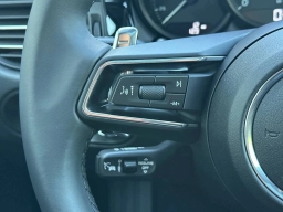 Porsche Macan T AWD 2026