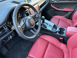 Porsche Macan T AWD 2026