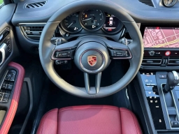 Porsche Macan T AWD 2026