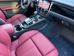 Porsche Macan T AWD 2026