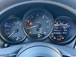 Porsche Macan T AWD 2026