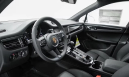 Porsche Macan T AWD 2026