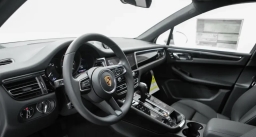 Porsche Macan T AWD 2026