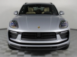 Porsche Macan T AWD 2026