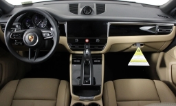 Porsche Macan T AWD 2026