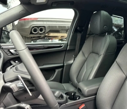 Porsche Macan T AWD 2026