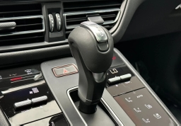 Porsche Macan T AWD 2026