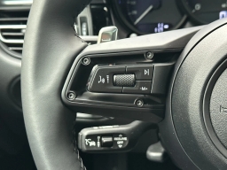 Porsche Macan T AWD 2026