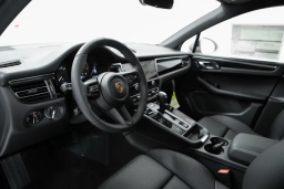 Porsche Macan T AWD 2026