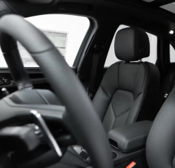 Porsche Macan T AWD 2026
