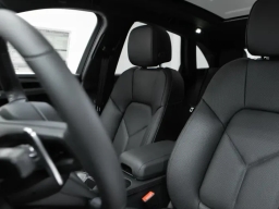 Porsche Macan T AWD 2026