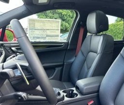 Porsche Macan T AWD 2026