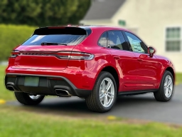 Porsche Macan T AWD 2026