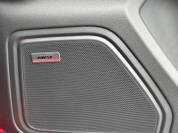 Porsche Macan T AWD 2026