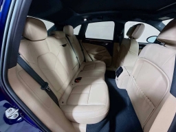 Porsche Macan T AWD 2025