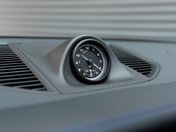 Porsche Macan T AWD 2025