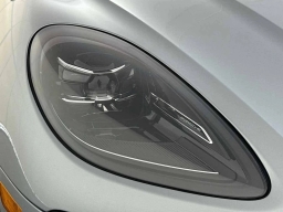 Porsche Macan T AWD 2026