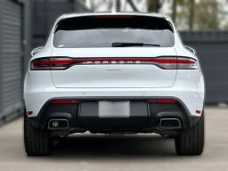 Porsche Macan T AWD 2026