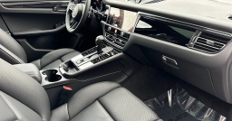 Porsche Macan T AWD 2026