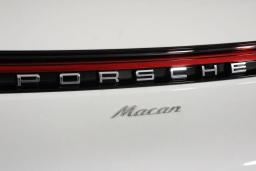 Porsche Macan T AWD 2026