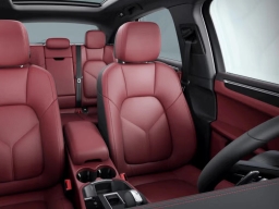 Porsche Macan T AWD 2026