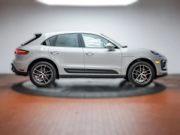 Porsche Macan T AWD 2026
