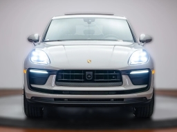 Porsche Macan T AWD 2026