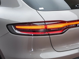 Porsche Macan T AWD 2026