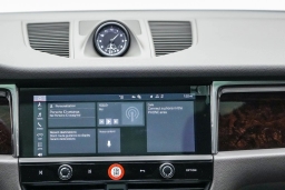 Porsche Macan T AWD 2026