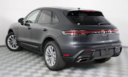 Porsche Macan T AWD 2026