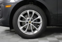 Porsche Macan T AWD 2026