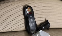 Porsche Macan T AWD 2026