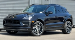 Porsche Macan Base AWD 2026