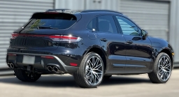 Porsche Macan Base AWD 2026