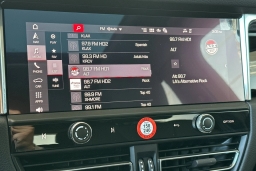 Porsche Macan Base AWD 2026