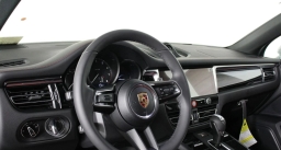 Porsche Macan T AWD 2026