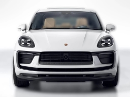 Porsche Macan Base AWD 2026