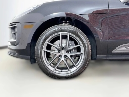 Porsche Macan T AWD 2025